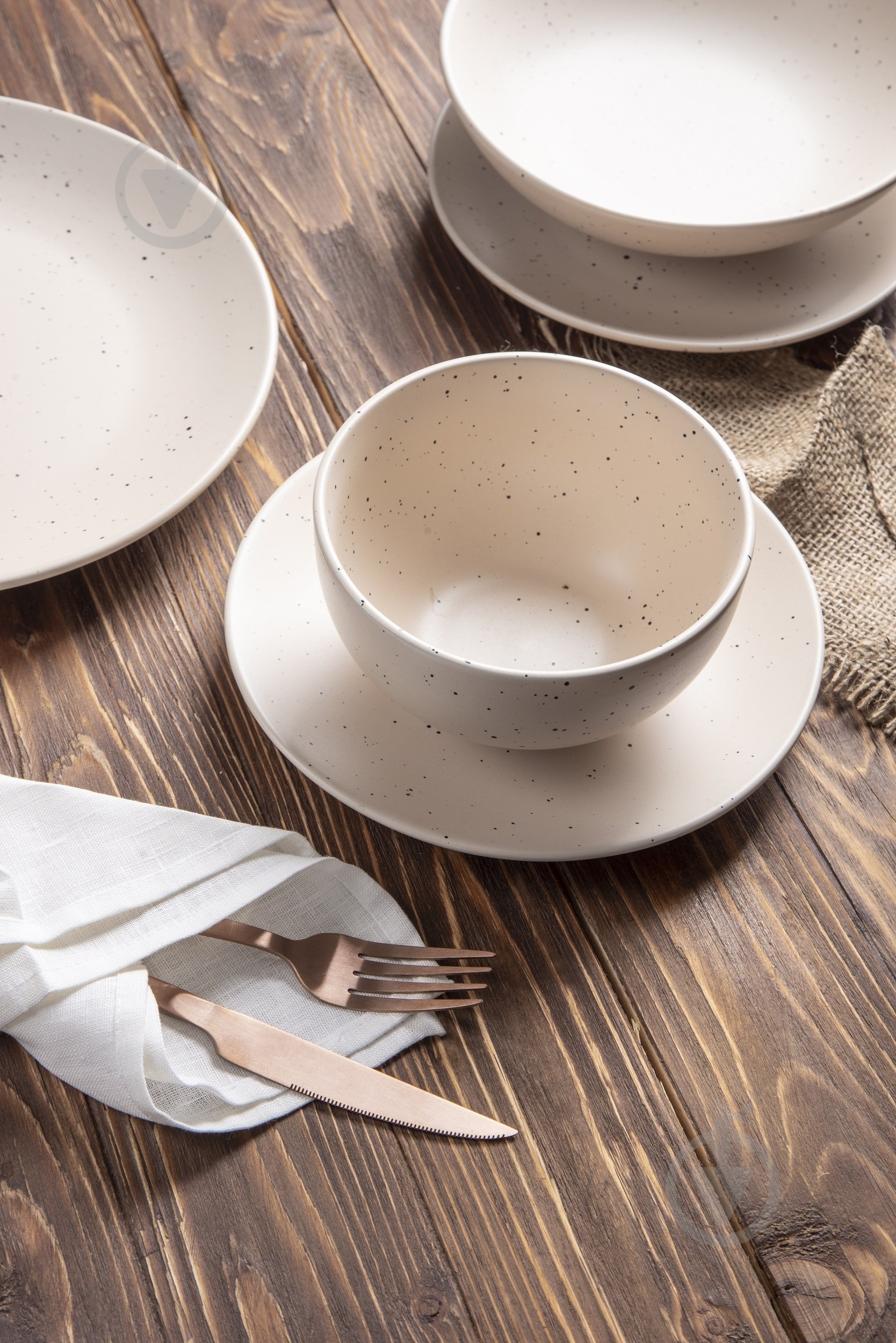 Тарілка обідня Limited Edition Sandy Cream 26,5 см (ZH-7013-1) - фото 3 Тарілка обідня Limited Edition Sandy Cream 26,5 см (ZH-7013-1) - фото 3