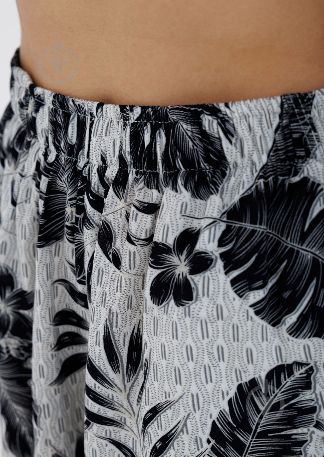 Шорти жіночі Roksana №1529/67007 №1529 р. S білий із чорним - фото 3 Шорти жіночі Roksana №1529/67007 №1529 р. S білий із чорним - фото 3