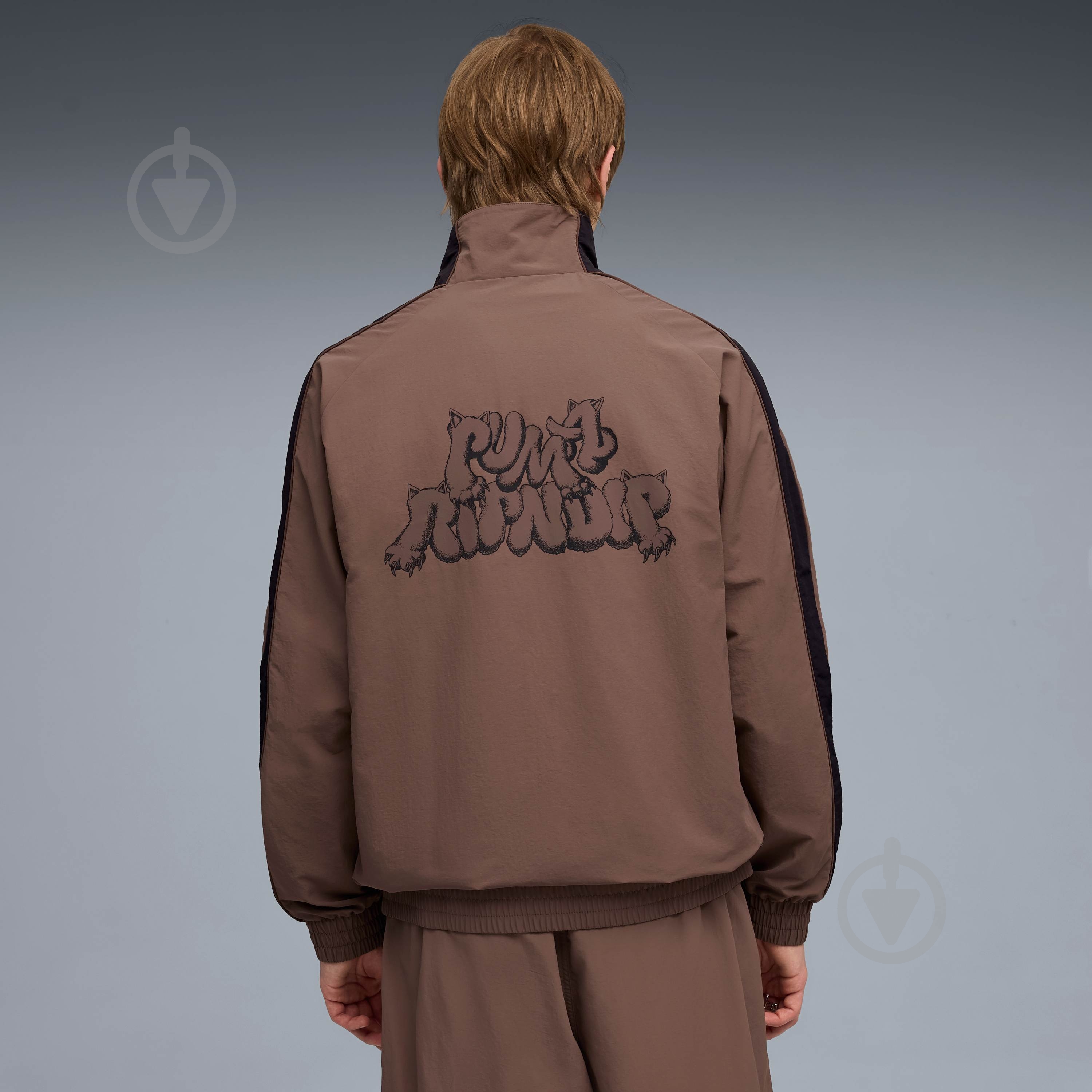 Джемпер Puma PUMA X RIPNDIP T7 Oversized Track Jacket WV 63241841 р.2XL коричневий - фото 2 Джемпер Puma PUMA X RIPNDIP T7 Oversized Track Jacket WV 63241841 р.2XL коричневий - фото 2