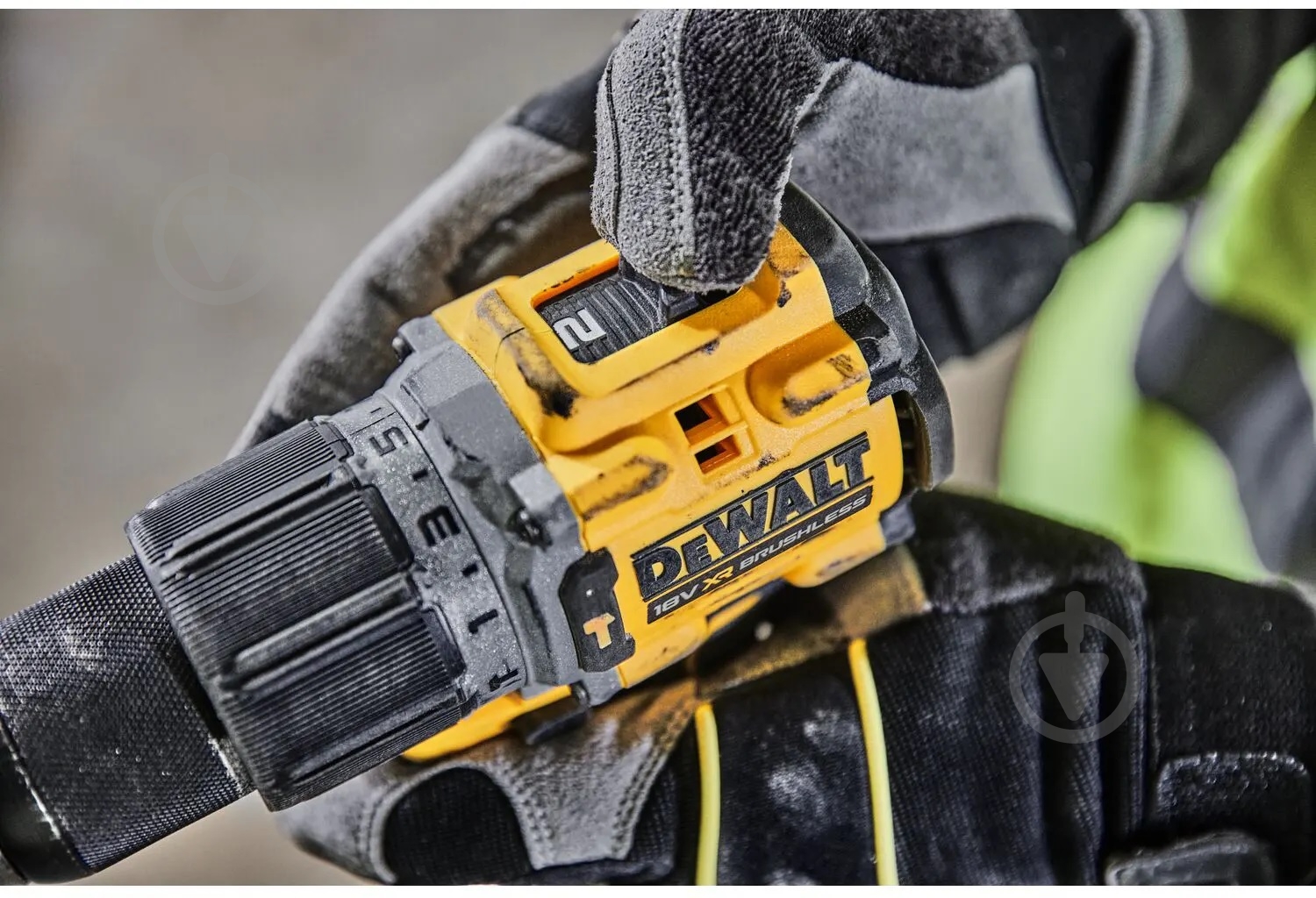 Шуруповерт ударный аккумуляторный DeWalt DCD805P2T - фото 4 Шуруповерт ударный аккумуляторный DeWalt DCD805P2T - фото 4