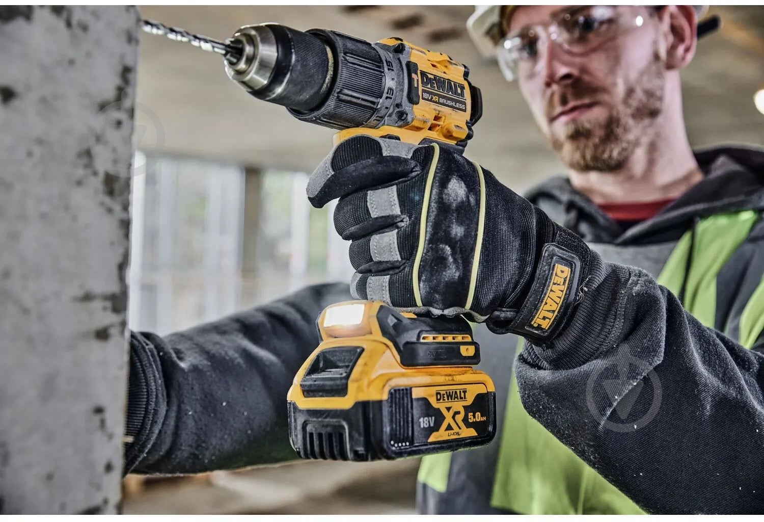 Шуруповерт ударный аккумуляторный DeWalt DCD805P2T - фото 6 Шуруповерт ударный аккумуляторный DeWalt DCD805P2T - фото 6