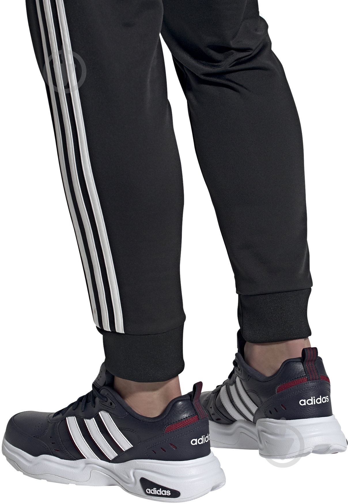 Кроссовки мужские Adidas STRUTTER FW3741 р.44 2/3 черные - фото 1