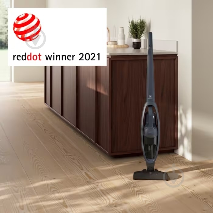 Пылесос аккумуляторный Electrolux ES31C183DB black - фото 3