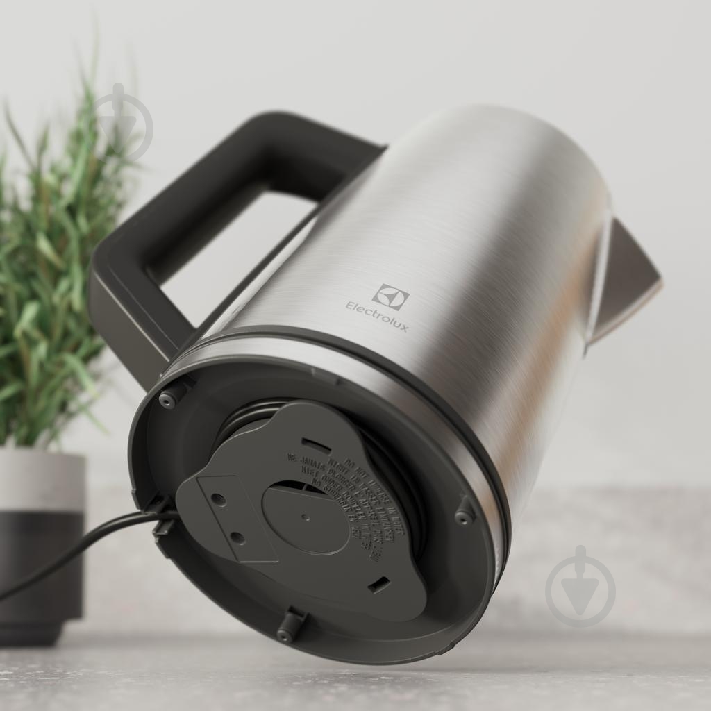 Електрочайник Electrolux E5K1-6ST - фото 8