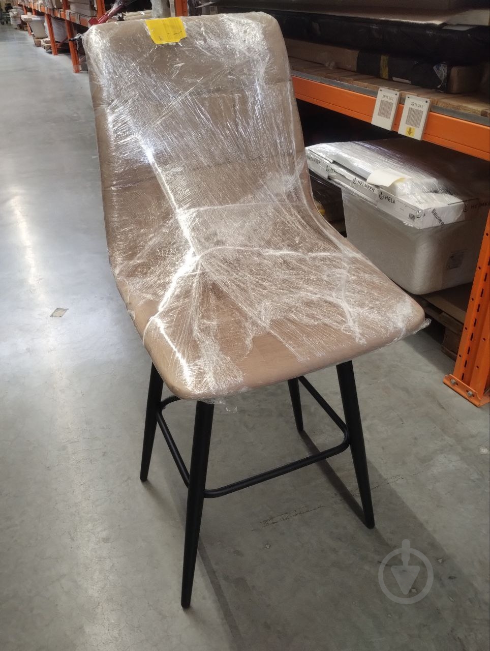 УЦЕНКА! Стул барный Nowy Styl FORM HN HOKER BLACK (BOX-2) SQR (CH) PUMA-01 бежевый (УЦ №2556) - фото 6 УЦЕНКА! Стул барный Nowy Styl FORM HN HOKER BLACK (BOX-2) SQR (CH) PUMA-01 бежевый (УЦ №2556) - фото 6