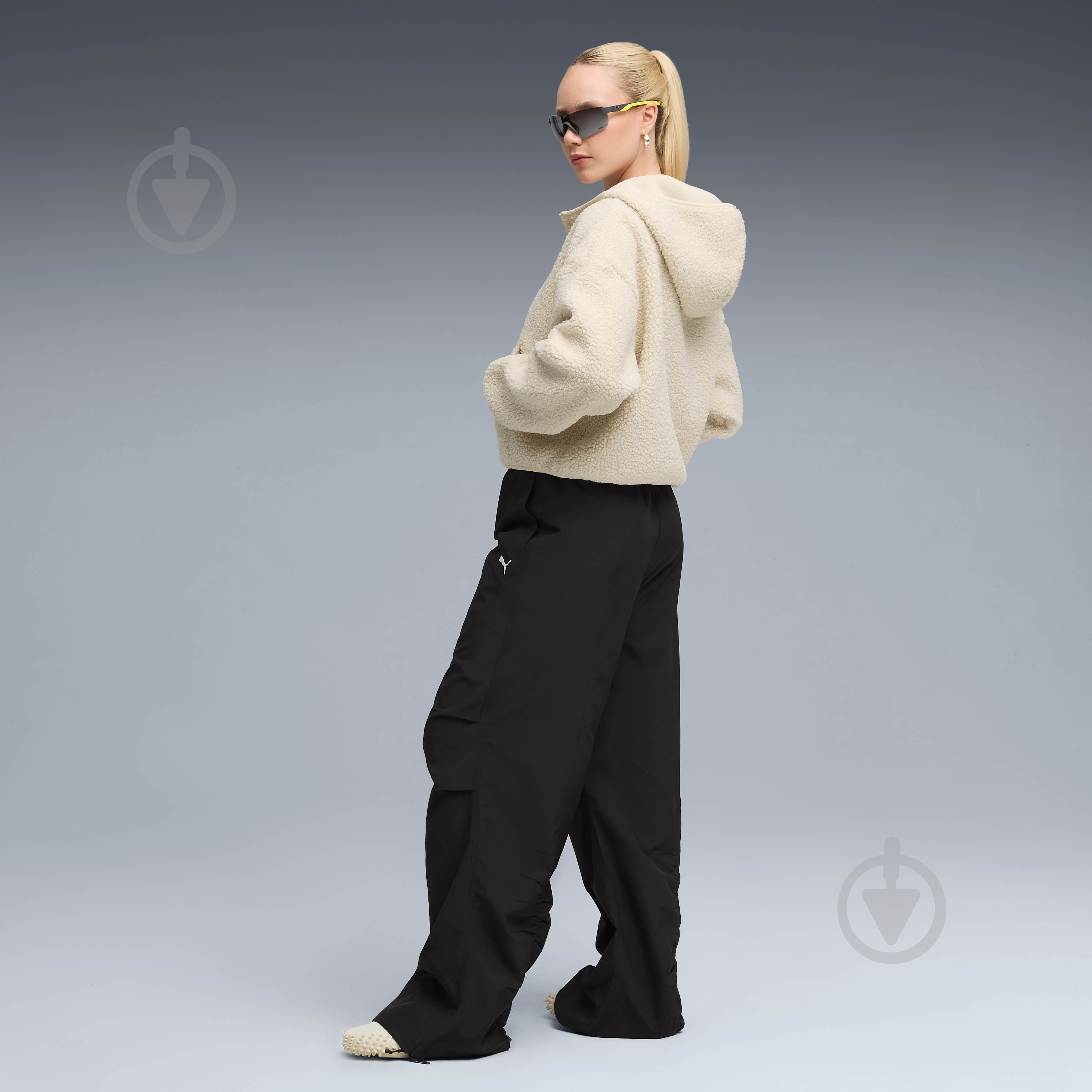 Куртка Puma WARDROBE ESS Oversized Polar Fleece Hoodie 63204887 р.S - фото 3 Куртка Puma WARDROBE ESS Oversized Polar Fleece Hoodie 63204887 р.S - фото 3