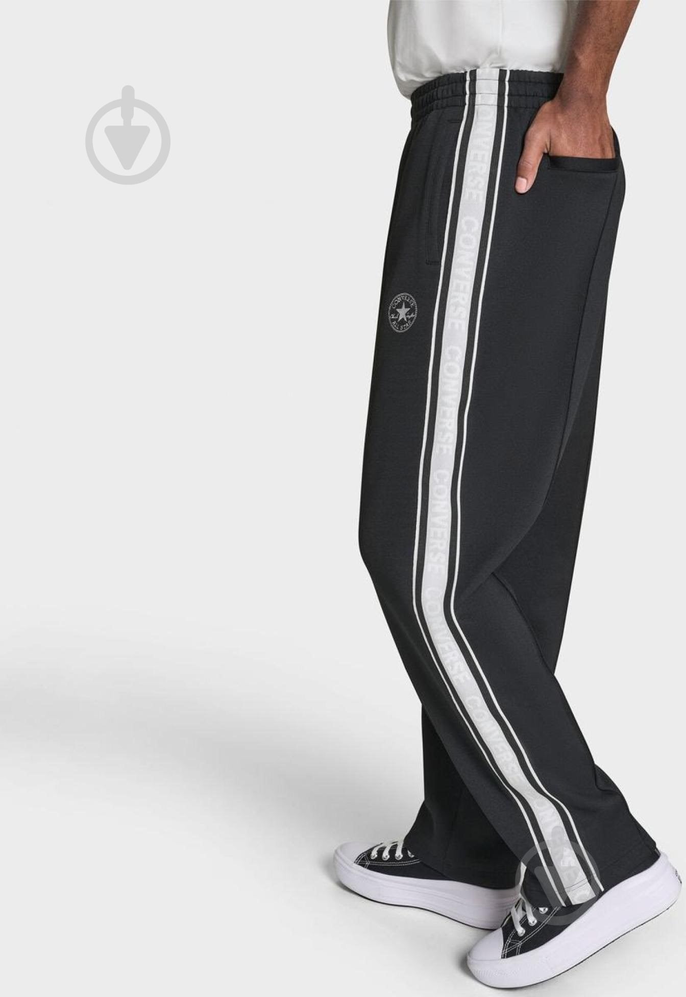 Брюки Converse Chuck Track Pant CVM6B077-BLK р. M черный - фото 2 Брюки Converse Chuck Track Pant CVM6B077-BLK р. M черный - фото 2