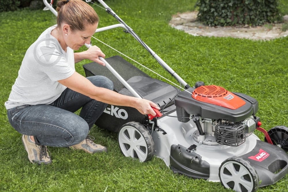 Газонокосилка бензиновая AL-KO Easy 5.10 SP-S - фото 4