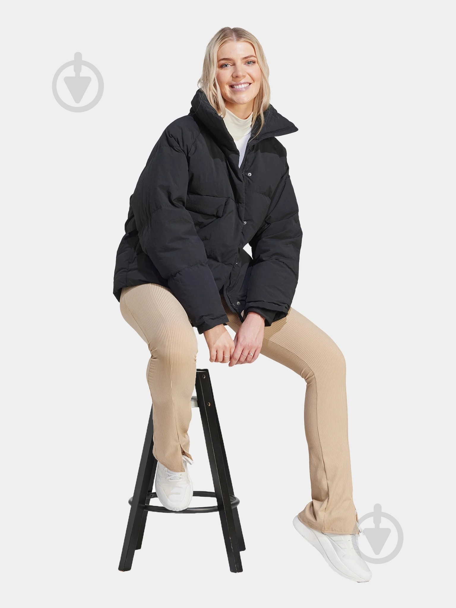 Куртка Adidas IK3166 р.M - фото 6