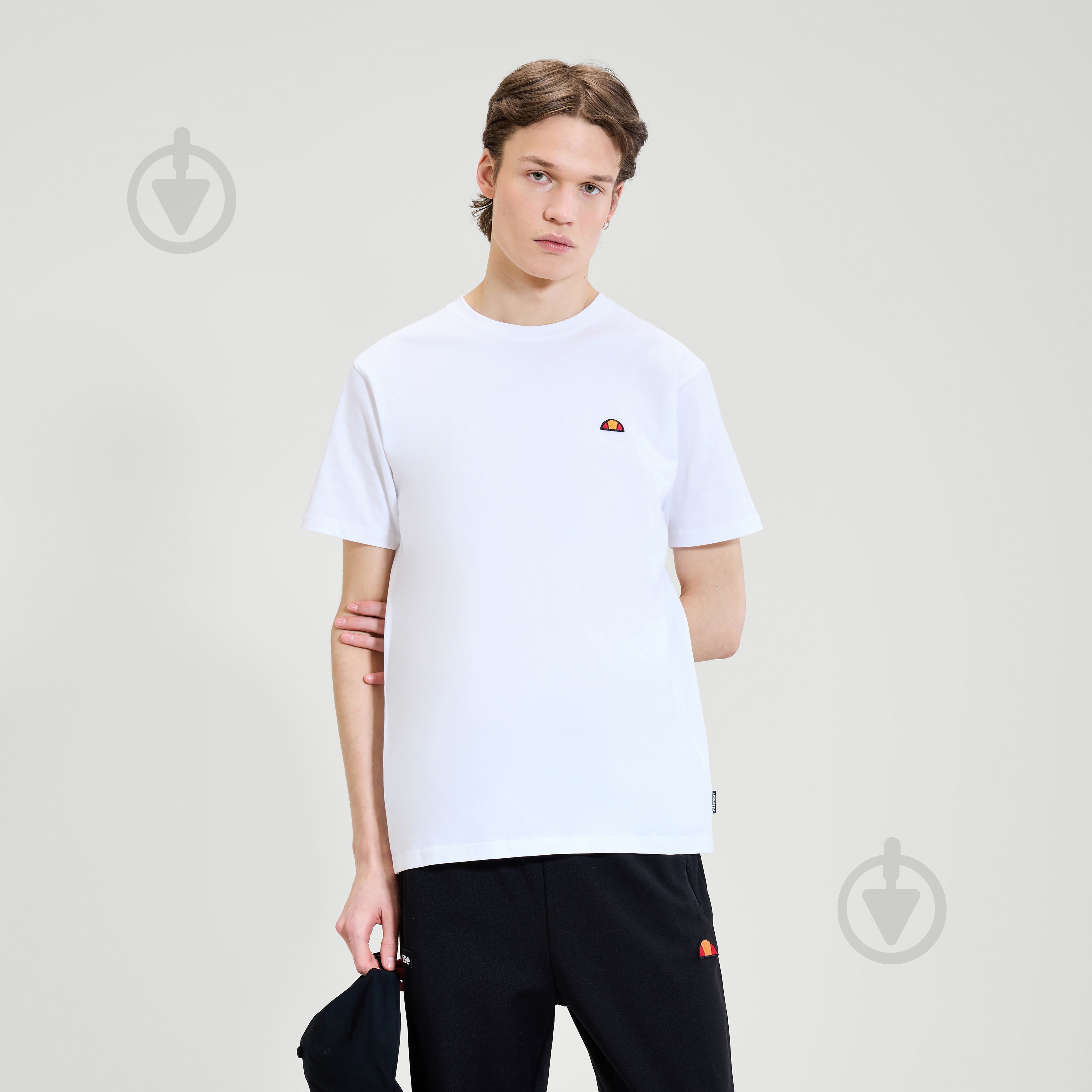 Футболка Ellesse Cassica Tee SHR20276-908 р.L белый - фото 1 Футболка Ellesse Cassica Tee SHR20276-908 р.L белый - фото 1