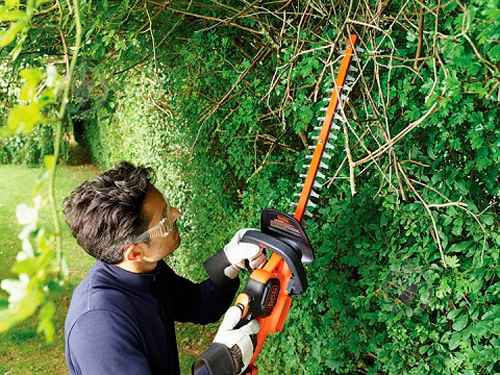 Кусторез аккумуляторный Black+Decker GTC18502PC - фото 2