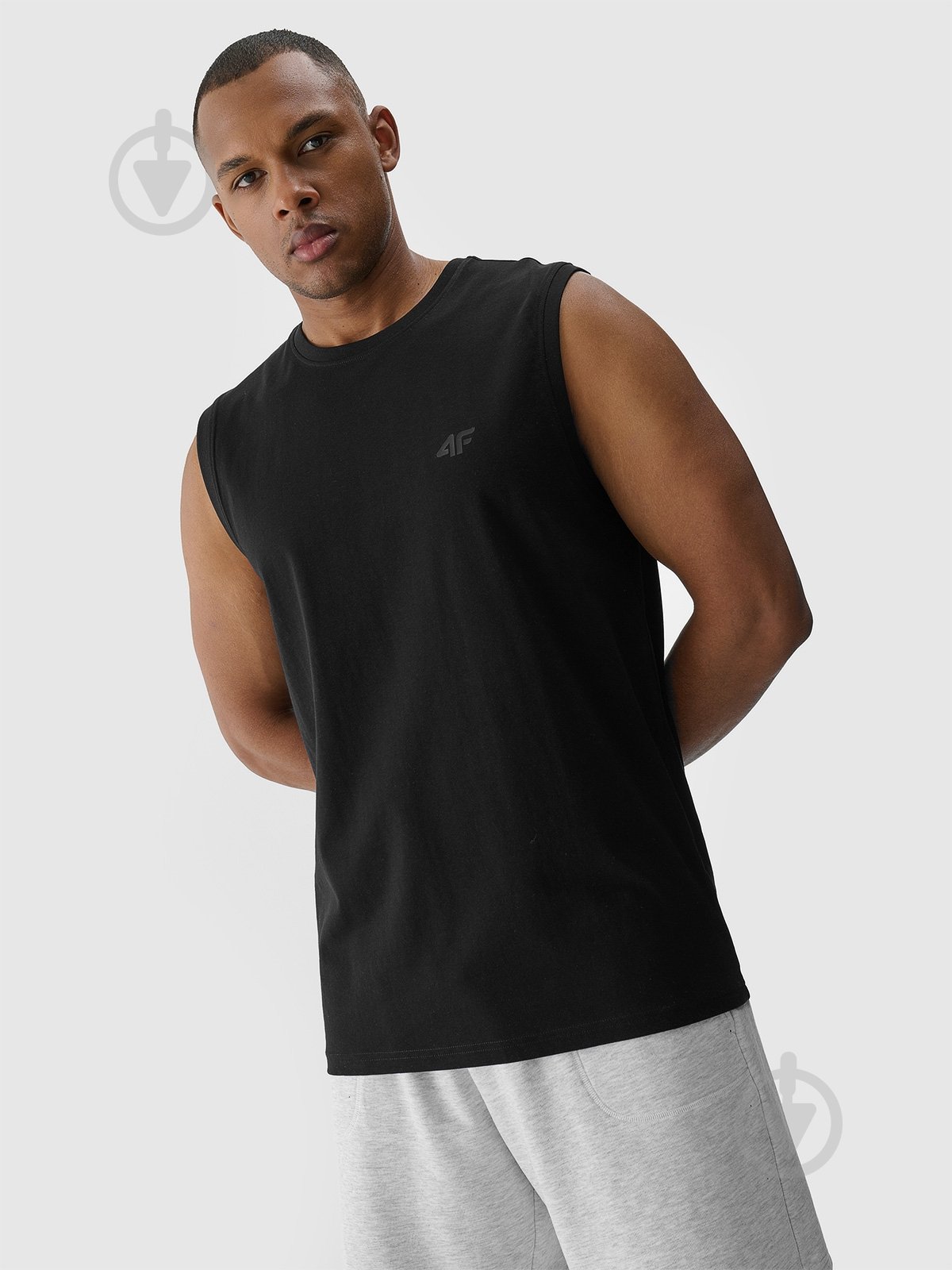 Майка 4F р.L черный - фото 1 Майка 4F р.L черный - фото 1