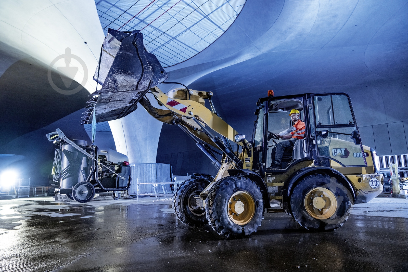 Мийка високого тиску Karcher HDS 8/18-4 Classic 1.030-913.0 - фото 3