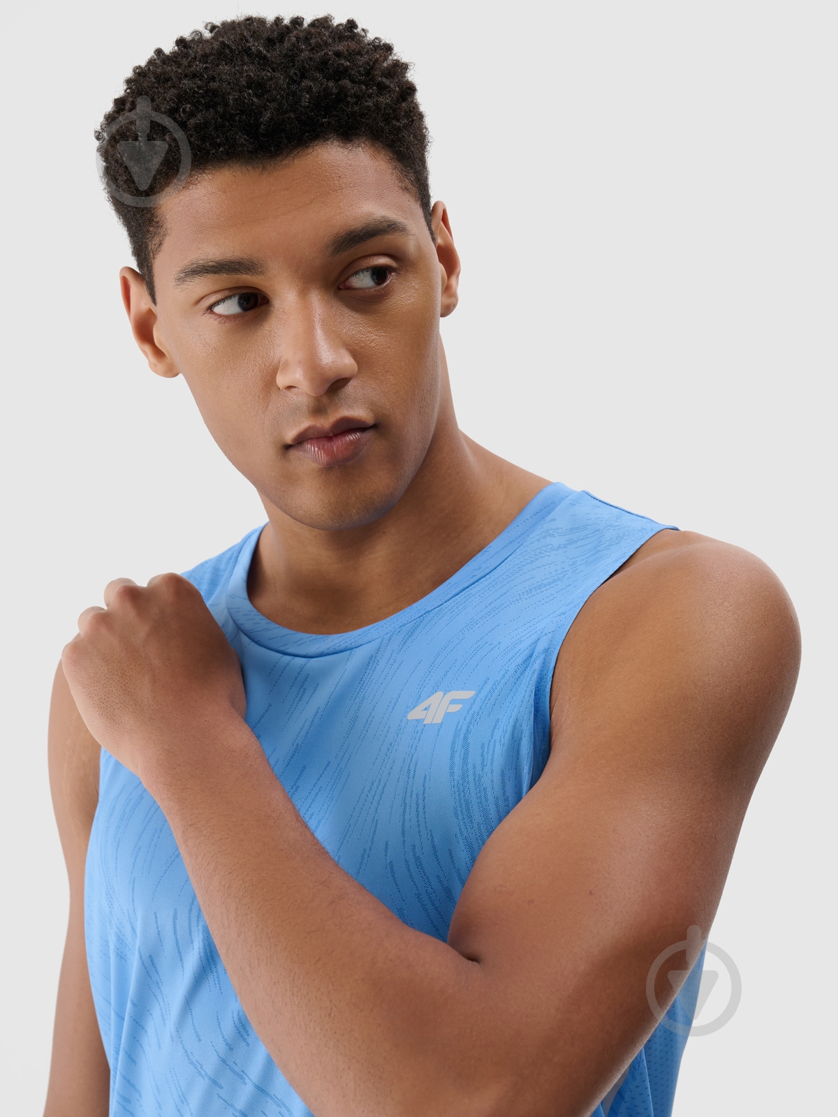 Футболка 4F р.L голубой - фото 2 Футболка 4F р.L голубой - фото 2