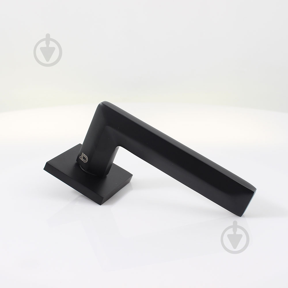 Ручка на розетці Comit Monolith Q матовий чорний - фото 4