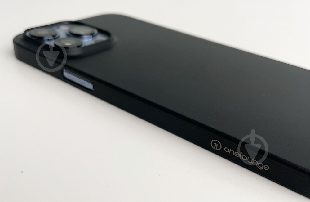 Чехол OneLounge 1Thin 0.35mm Black для Apple iPhone 13 Pro Max (14229) - фото 5 Чехол OneLounge 1Thin 0.35mm Black для Apple iPhone 13 Pro Max (14229) - фото 5