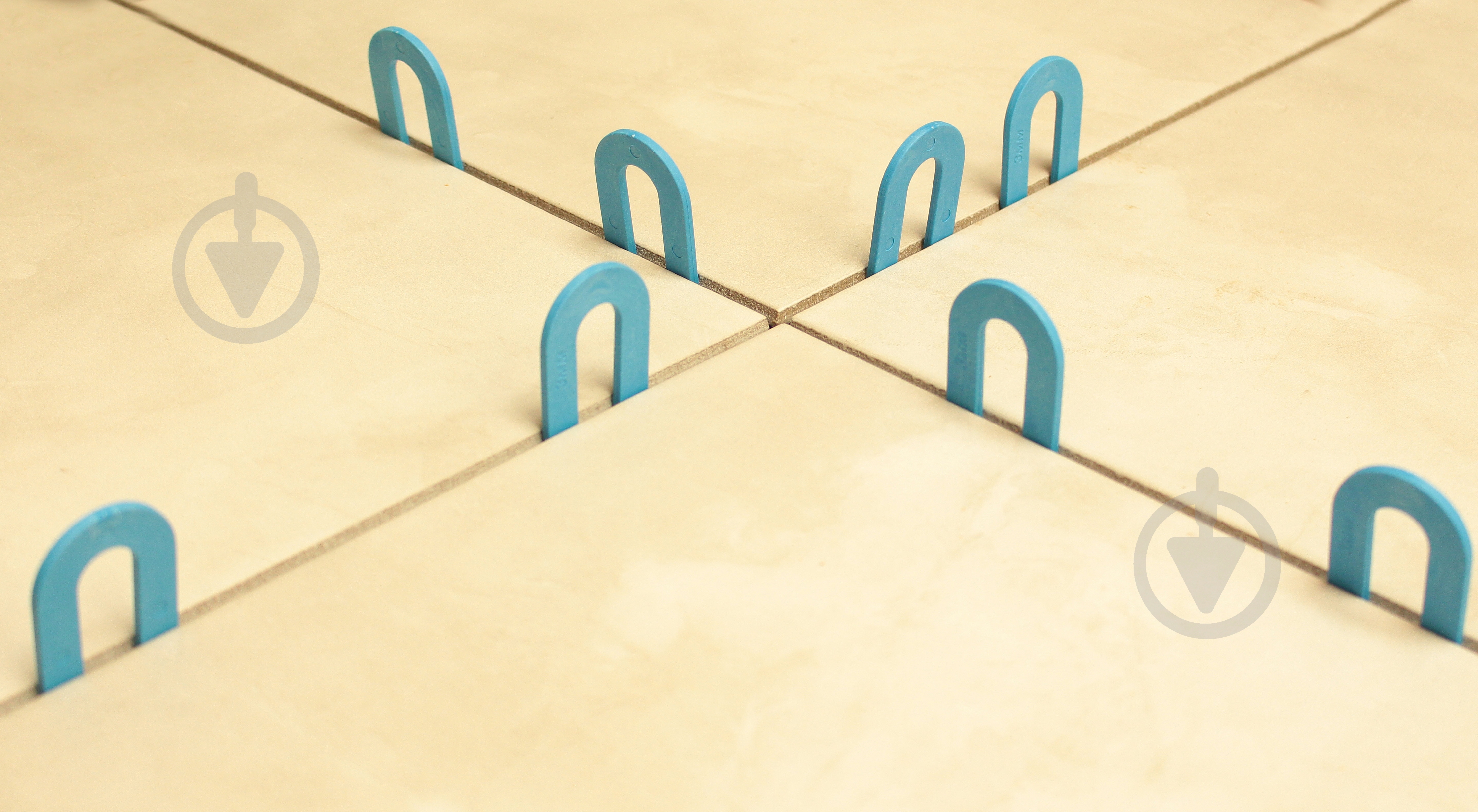 Підкова для плитки Tnova Nova 3 мм 50 шт./уп - фото 3 Підкова для плитки Tnova Nova 3 мм 50 шт./уп - фото 3