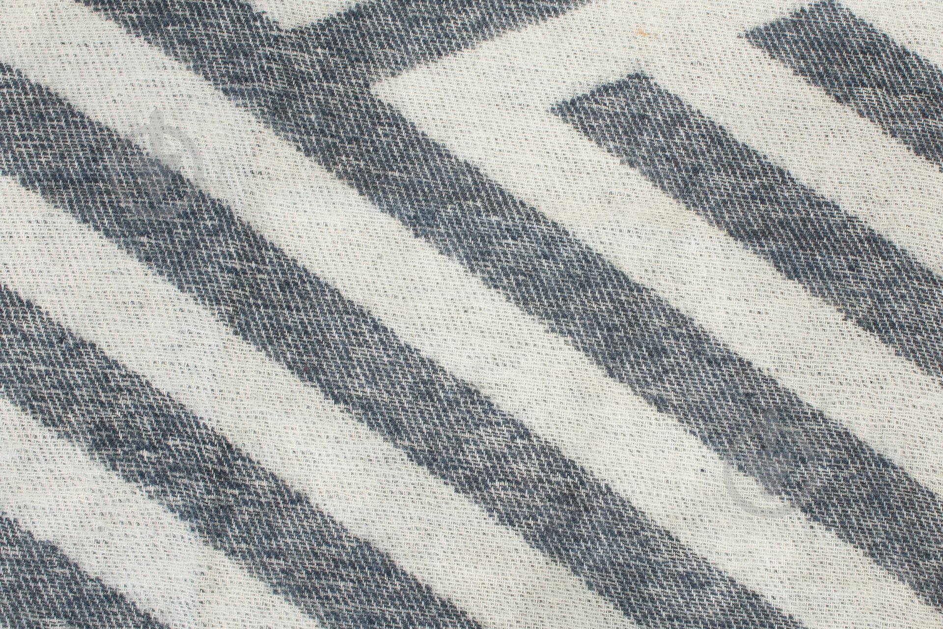 Плед Диагональ 140x200 см серый Ярослав - фото 2 Плед Диагональ 140x200 см серый Ярослав - фото 2