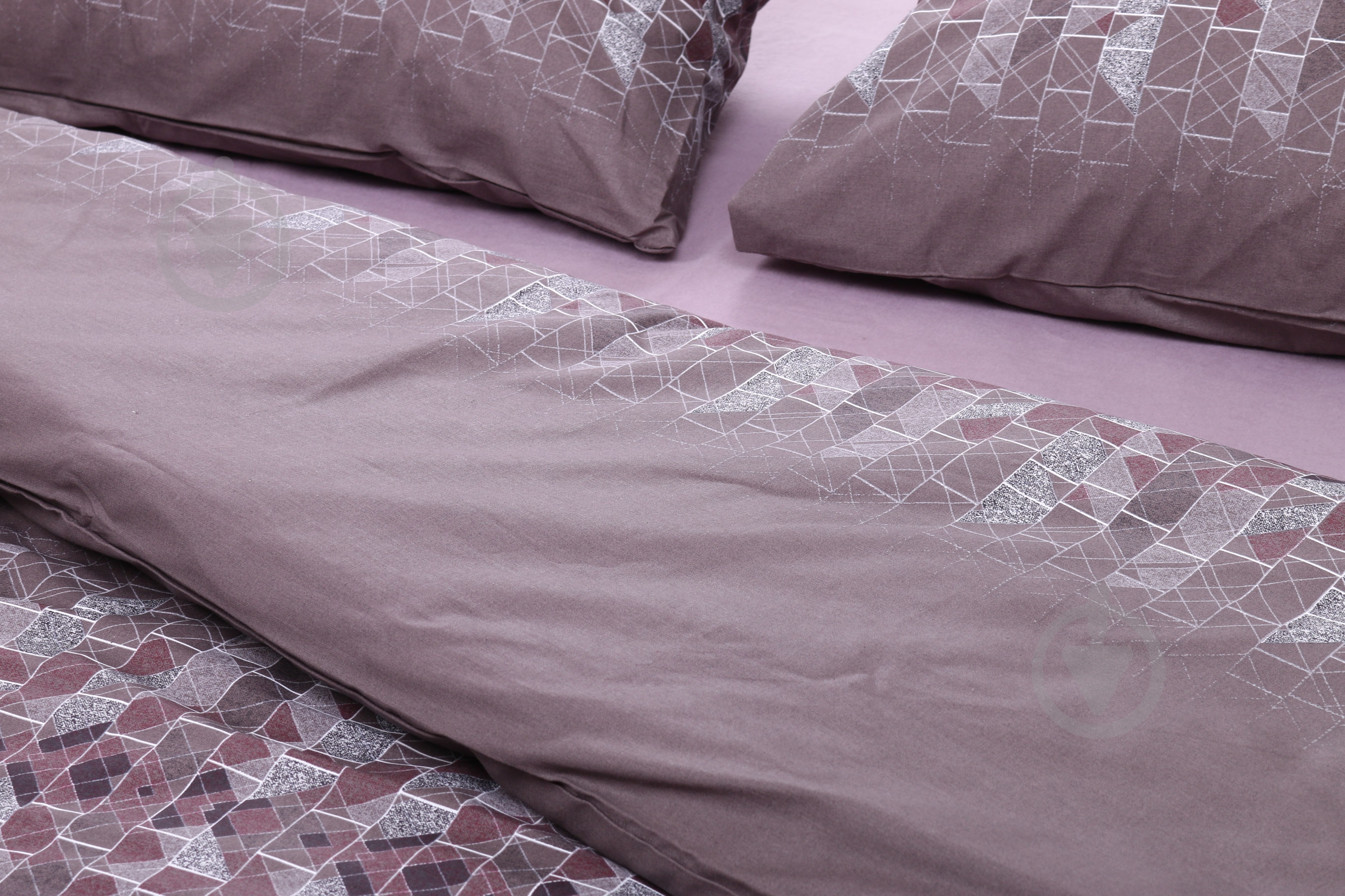 Комплект постельного белья Basic Диметри 2.0 фиолетовый La Nuit (без простыни) - фото 2 Комплект постельного белья Basic Диметри 2.0 фиолетовый La Nuit (без простыни) - фото 2