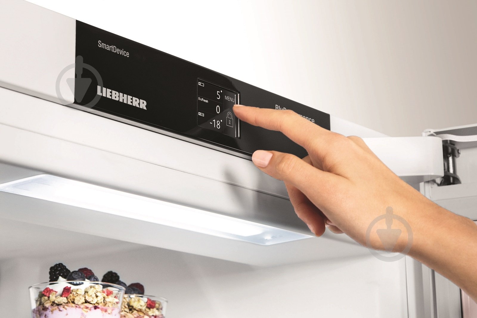 Холодильник Liebherr CBN 4835 - фото 8