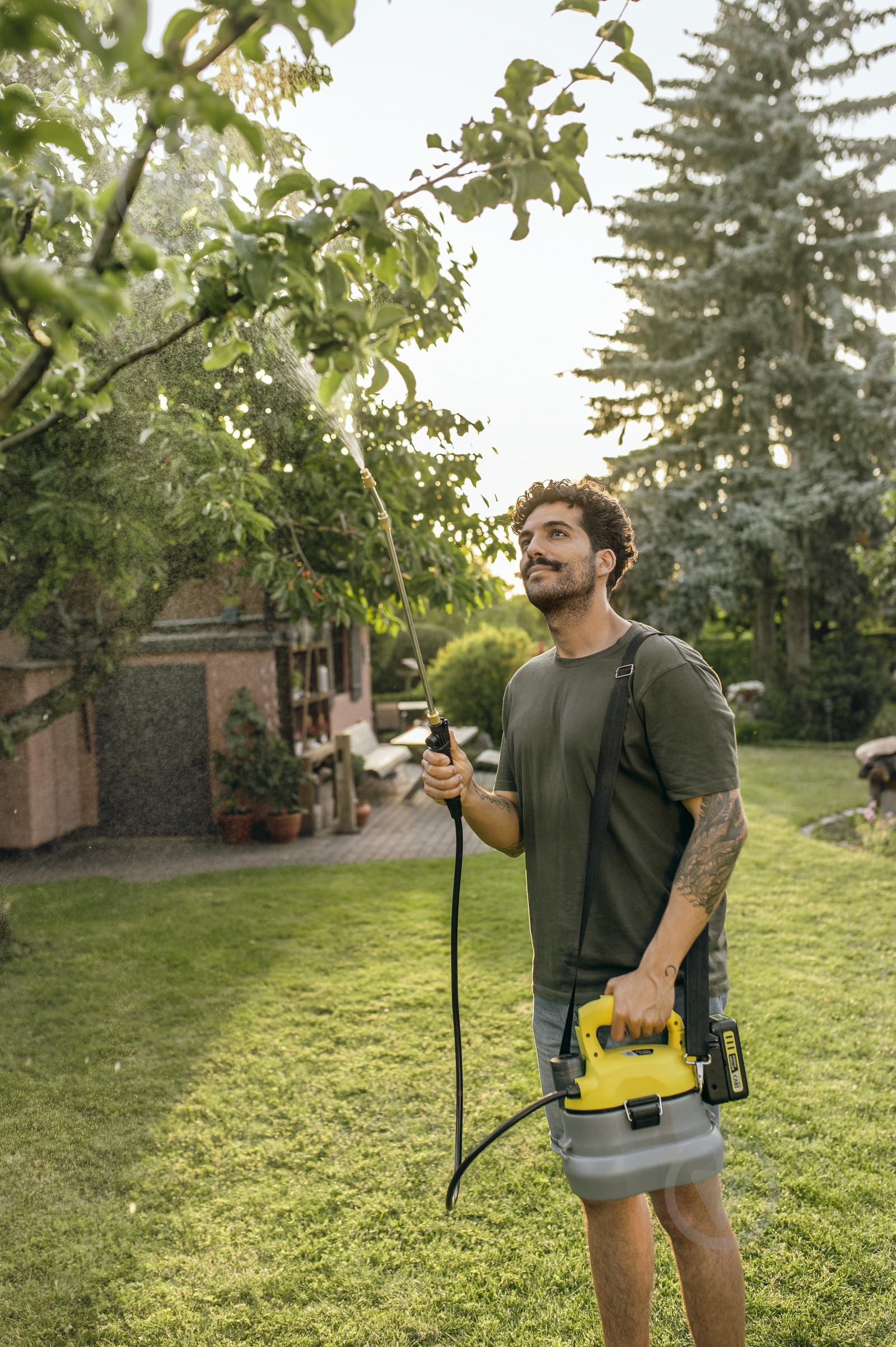 Опрыскиватель Karcher 1.445-300.0 4 л - фото 8 Опрыскиватель Karcher 1.445-300.0 4 л - фото 8