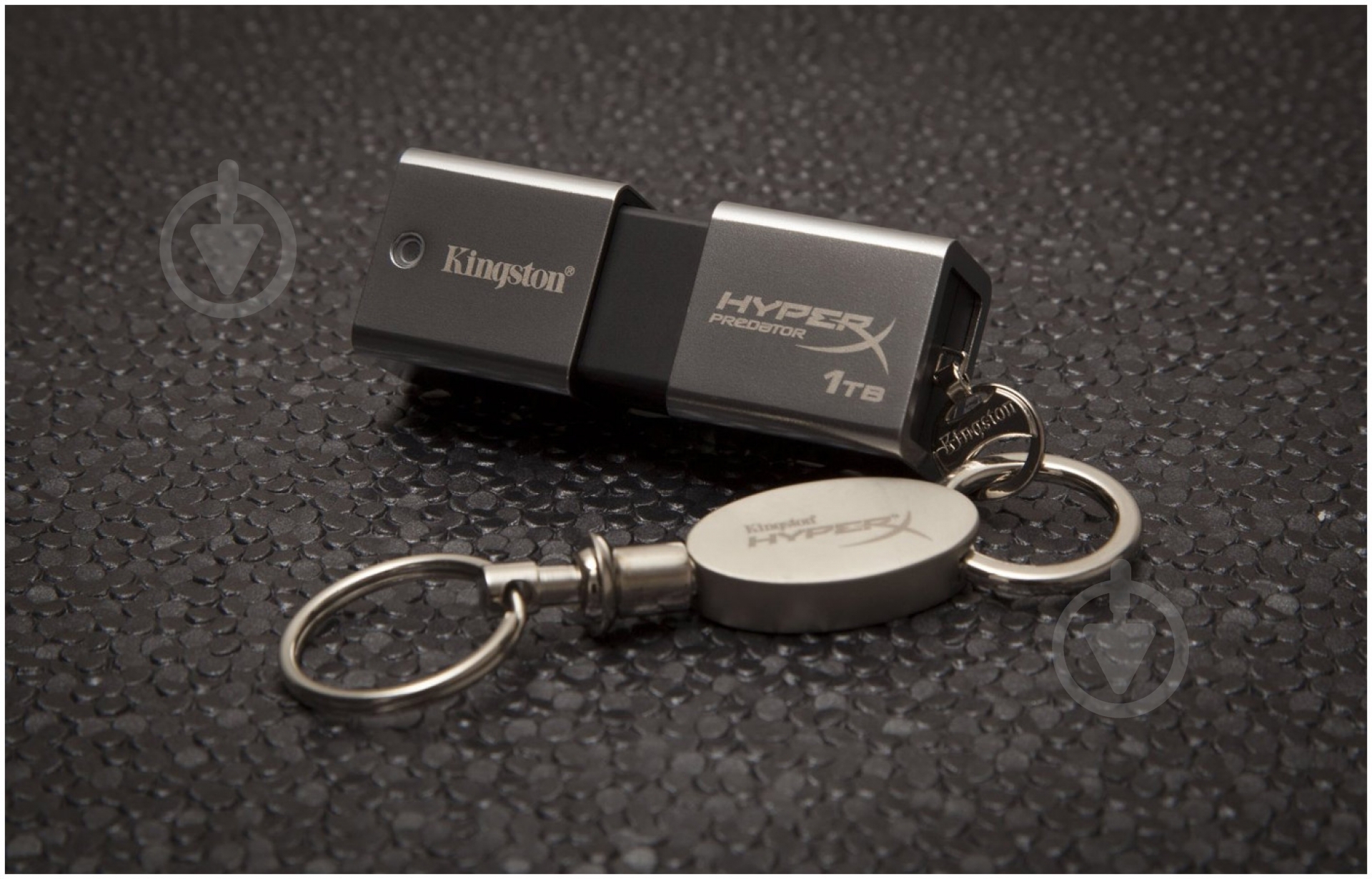 Флэш-память USB Kingston DataTraveler HyperX Predator 1 ТБ USB 3.0 red (DTHXP30/1TB) - фото 3