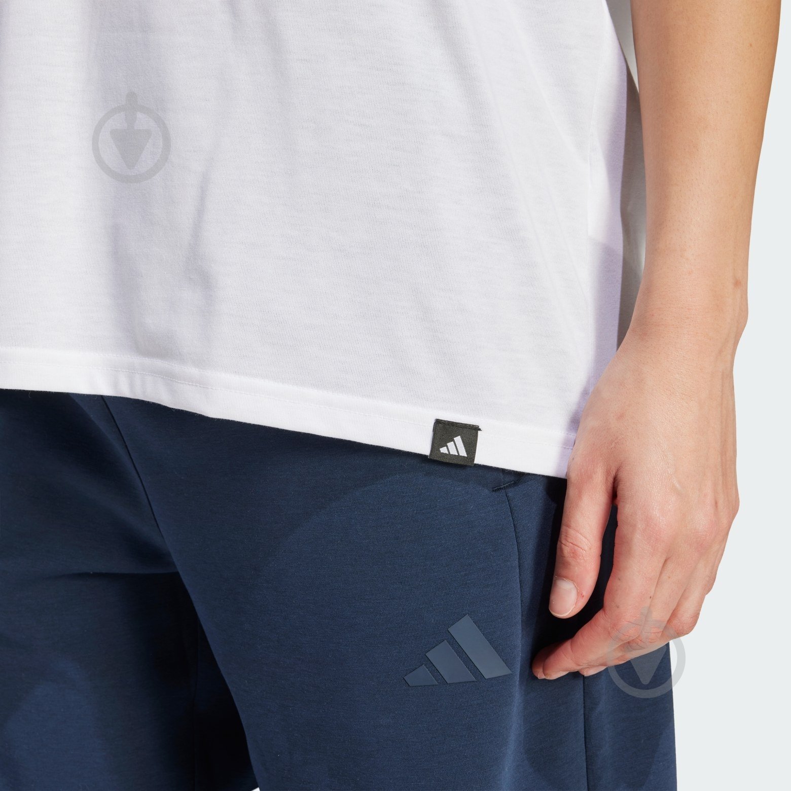 Футболка Adidas W STR G T JM8982 р.L белый - фото 4 Футболка Adidas W STR G T JM8982 р.L белый - фото 4