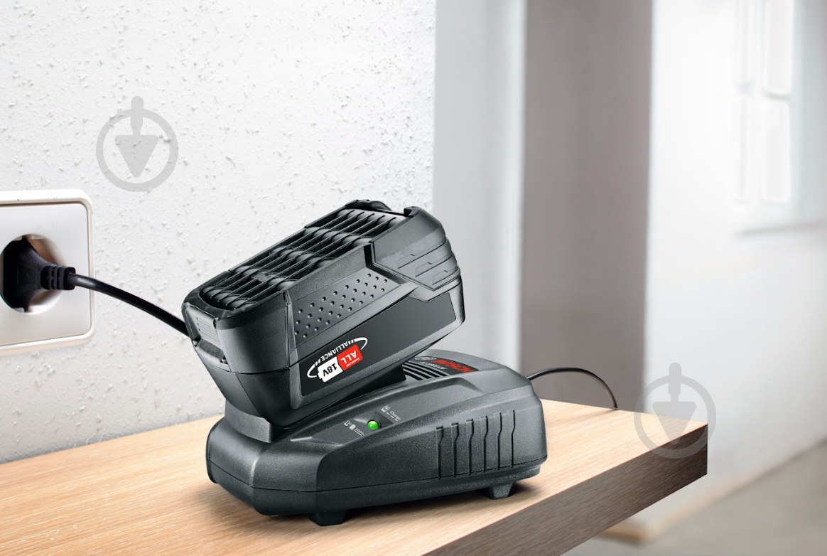 Батарея аккумуляторная Bosch 18,0V 4Ah PBA 1600A011T8 - фото 3 Батарея аккумуляторная Bosch 18,0V 4Ah PBA 1600A011T8 - фото 3