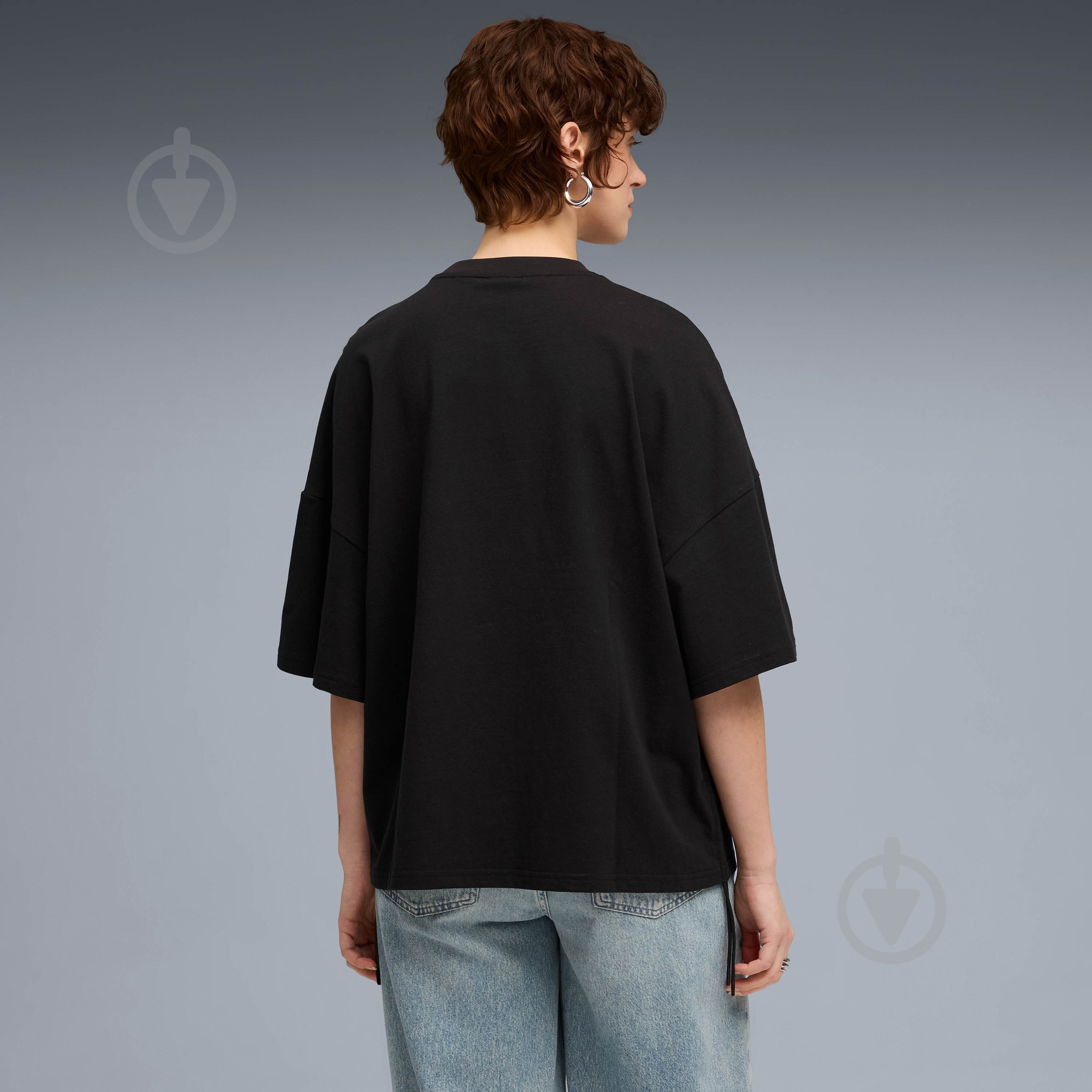 Футболка Puma DARE TO Oversized Ruched Tee 63214401 р.M чорний - фото 2 Футболка Puma DARE TO Oversized Ruched Tee 63214401 р.M чорний - фото 2