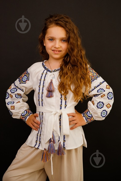 Вышиванка для девочек Galychanka Олеся р.128 белый с синим Gb-0267 - фото 2 Вышиванка для девочек Galychanka Олеся р.128 белый с синим Gb-0267 - фото 2