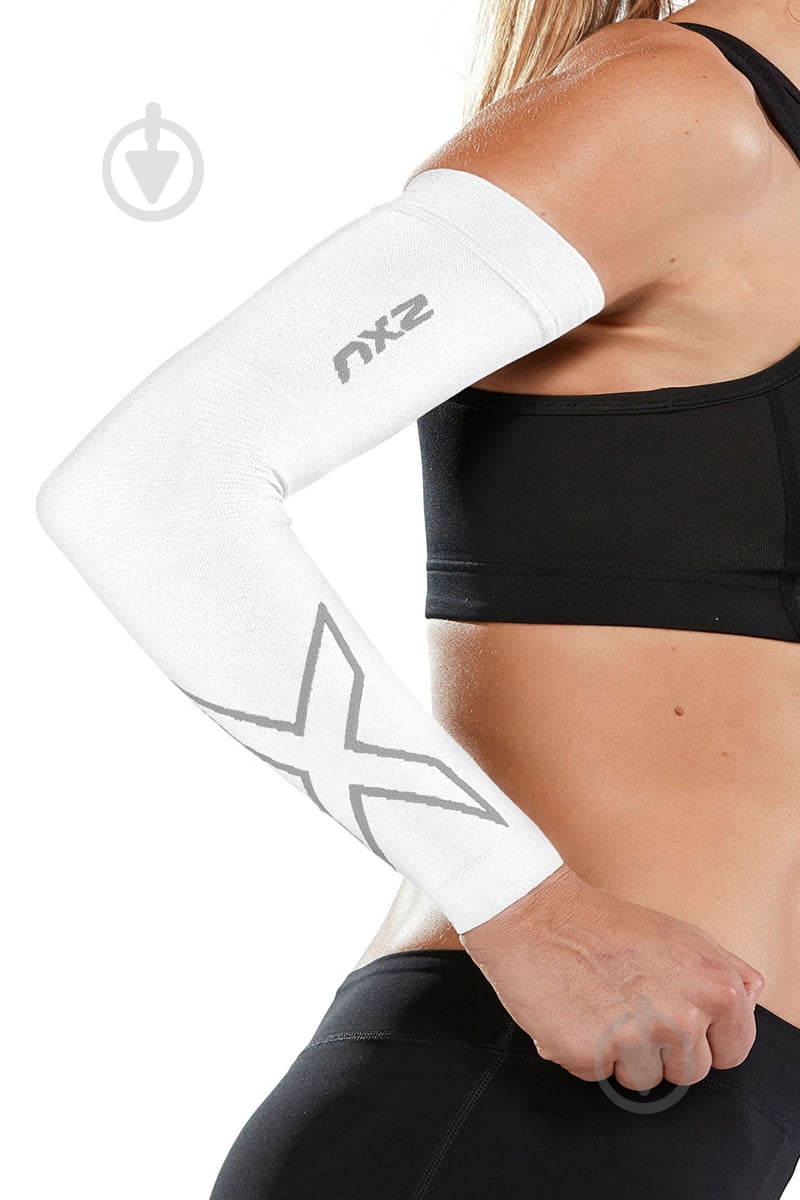 Нарукавники 2XU Flex Run Comp Arm Sleeves р. 2XL белый - фото 1