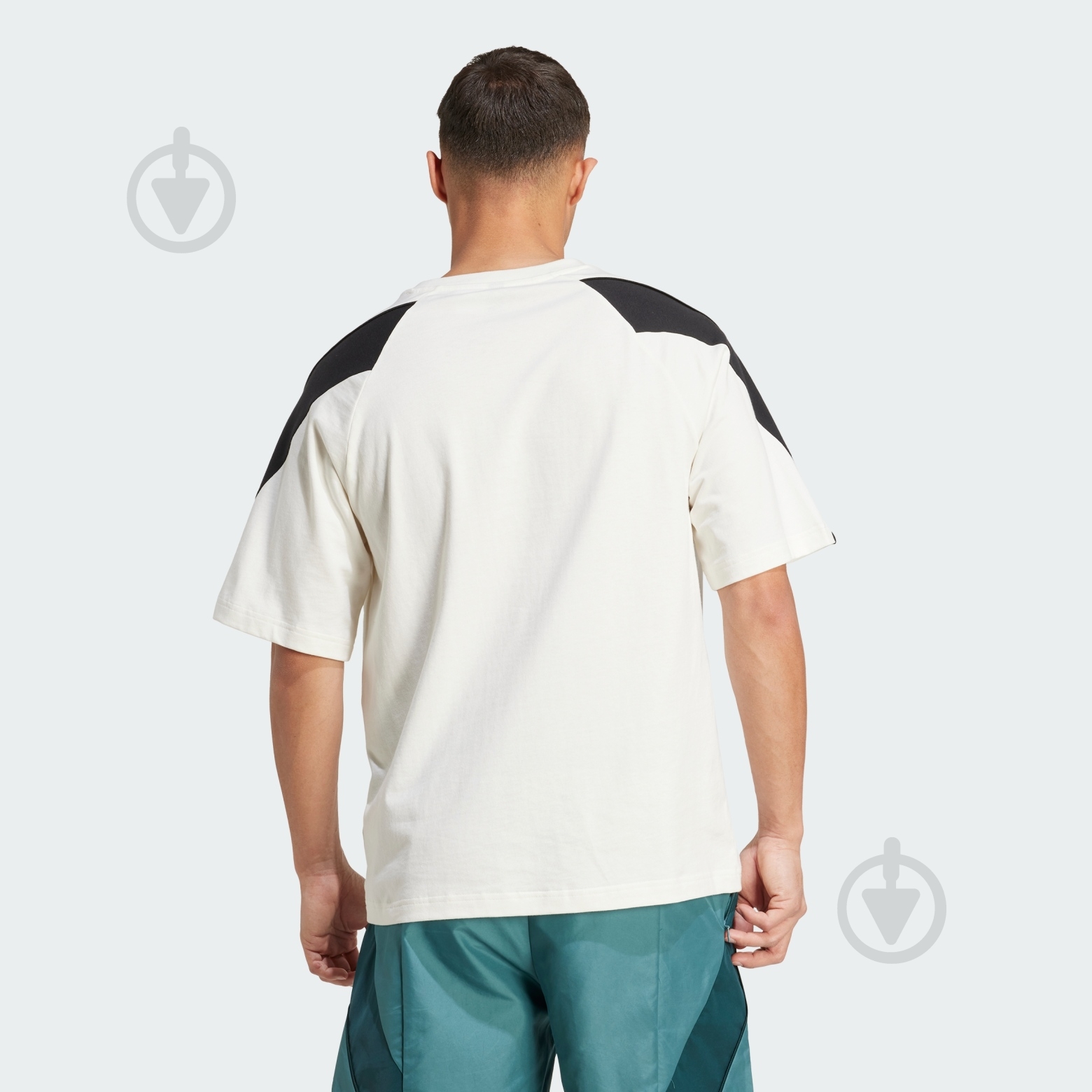 Футболка Adidas M STADIUM TEE JX5640 р.M бежевий - фото 2 Футболка Adidas M STADIUM TEE JX5640 р.M бежевий - фото 2