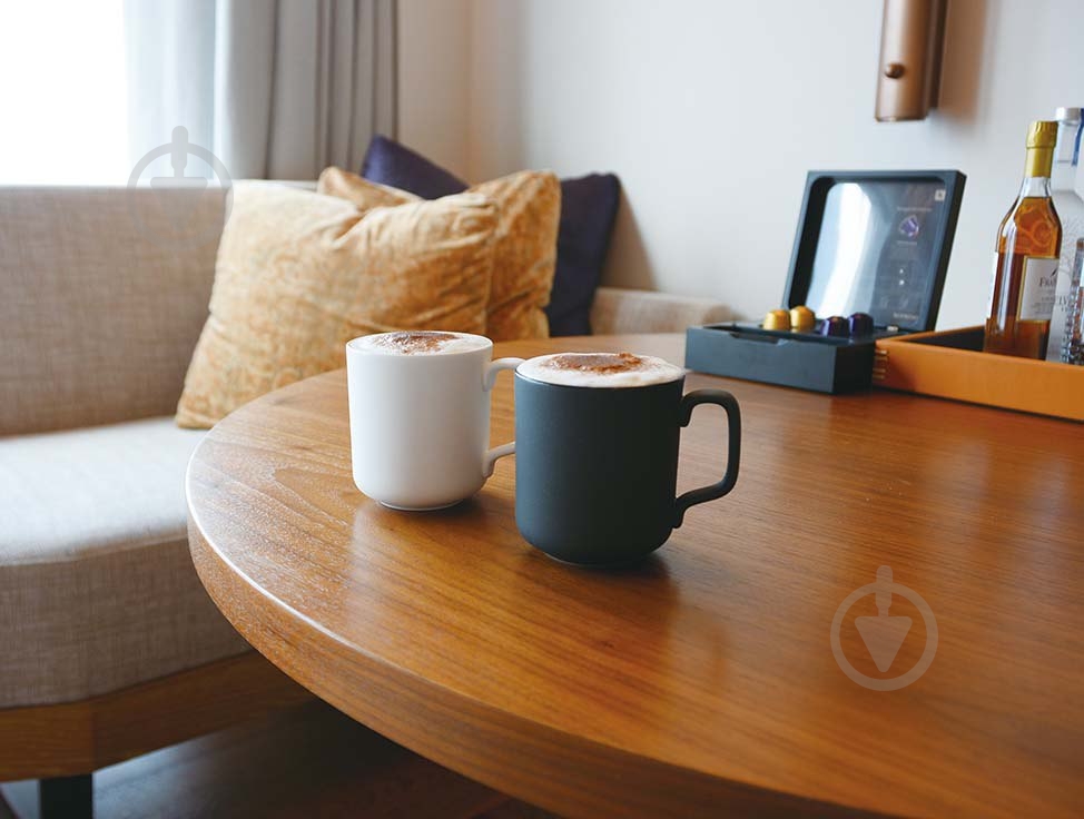 Чашка Narumi Matt&Shiny 330 мл черная в подарочной упаковке - фото 4 Чашка Narumi Matt&Shiny 330 мл черная в подарочной упаковке - фото 4