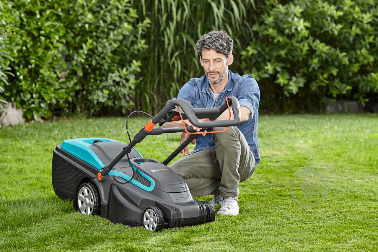 Газонокосилка электрическая Gardena PowerMax 1600/37 (5037-20) - фото 12