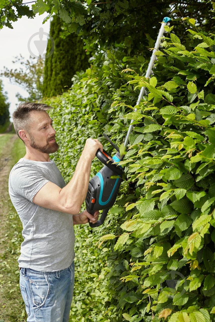 Кусторез аккумуляторный Gardena PowerCut 40 В 60 см - фото 6