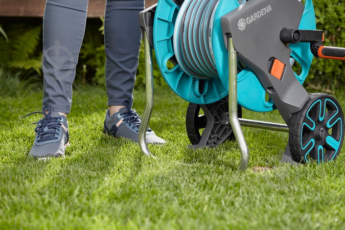 Тележка для шланга Gardena AquaRoll M Set 18512-20 - фото 7