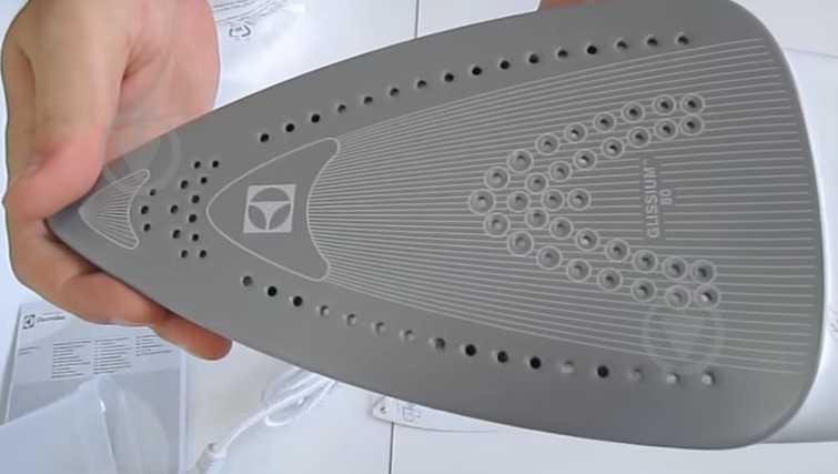 Утюг Electrolux EDB 5210 - фото 8