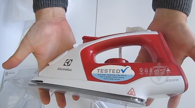 Утюг Electrolux EDB 5210 - фото 7