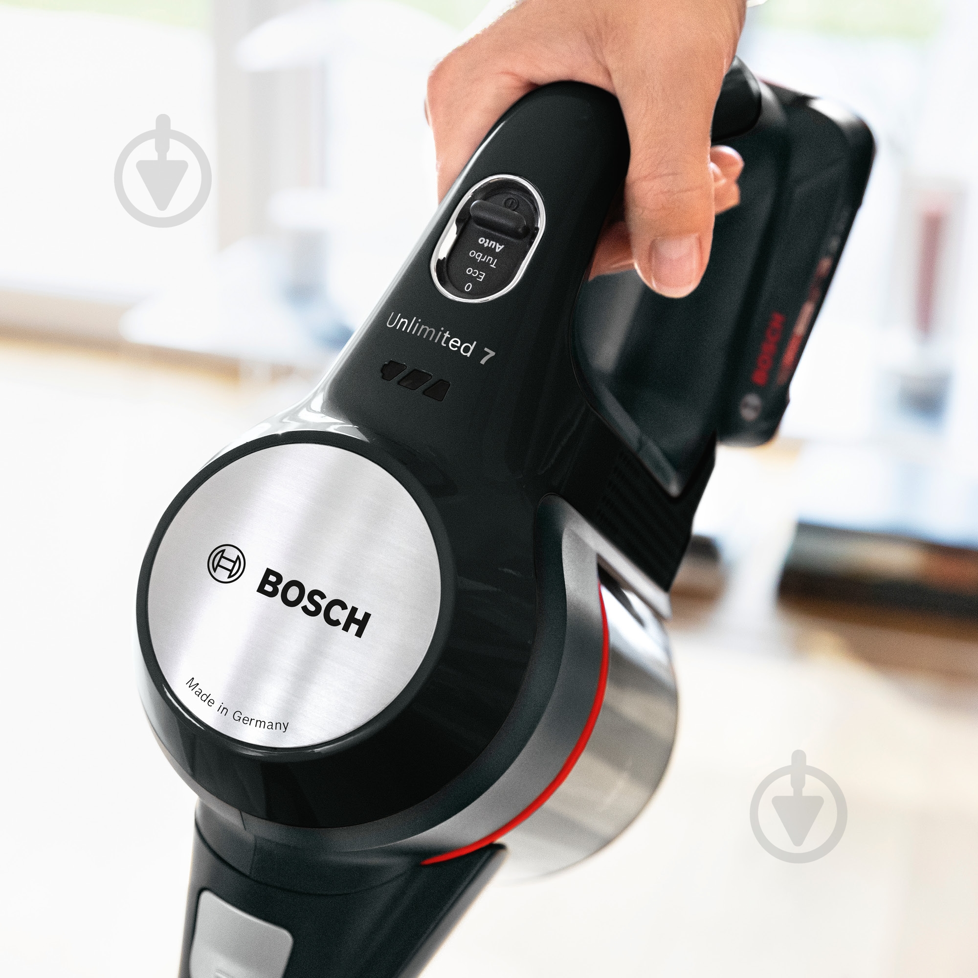 Пылесос аккумуляторный Bosch Unlimited 7 BCS712XXL black - фото 4