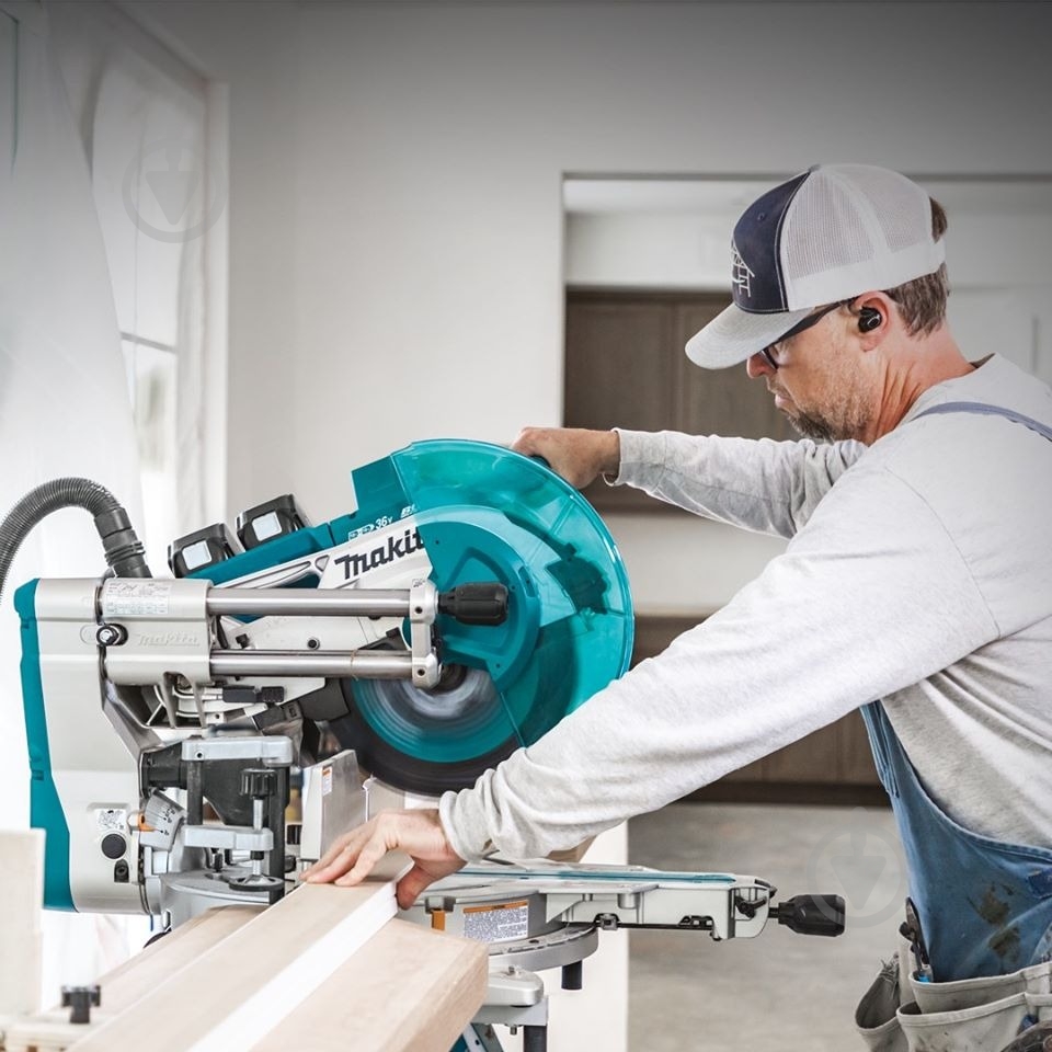 Пила торцовочная Makita DLS211ZU - фото 3 Пила торцовочная Makita DLS211ZU - фото 3
