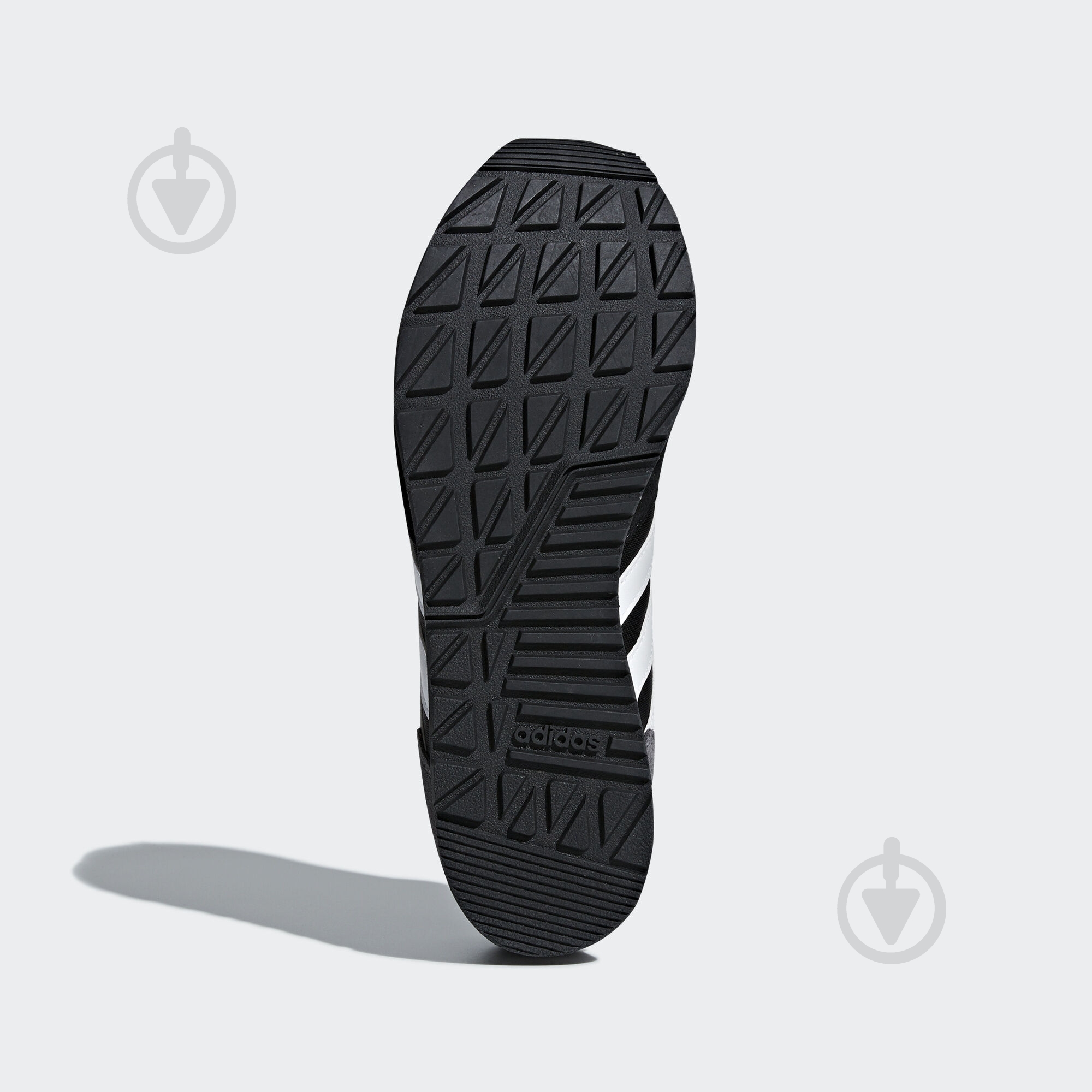 Кроссовки мужские Adidas 8K B44650 р.40 2/3 черные - фото 3