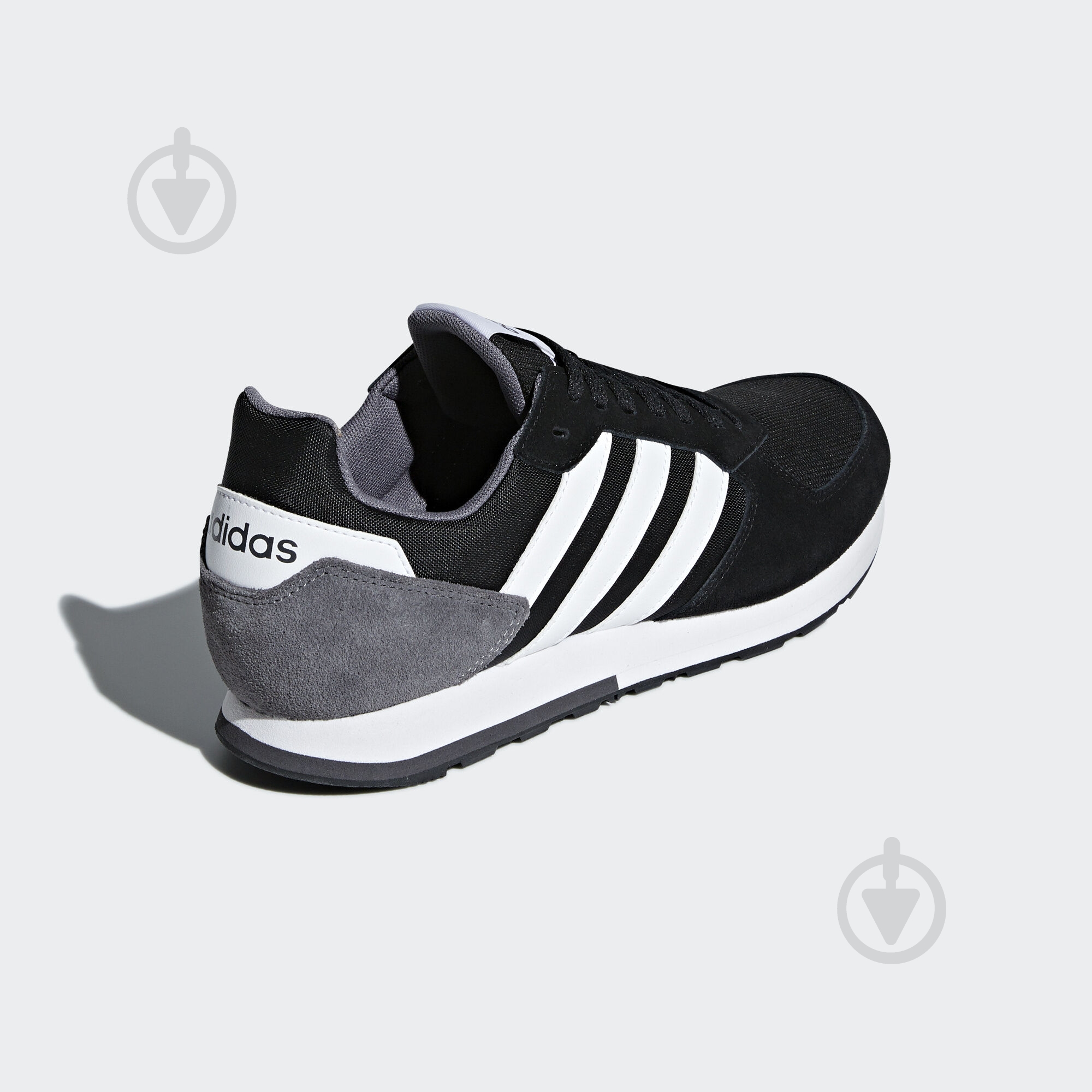 Кроссовки мужские Adidas 8K B44650 р.40 2/3 черные - фото 5