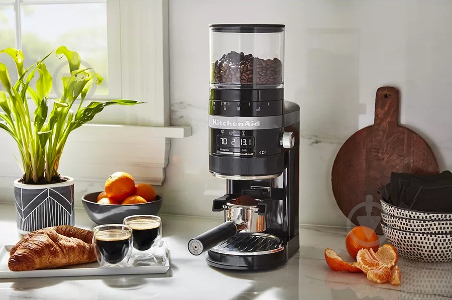 Кавомолка KitchenAid Artisan 5KCG8433EOB Чорний - фото 11