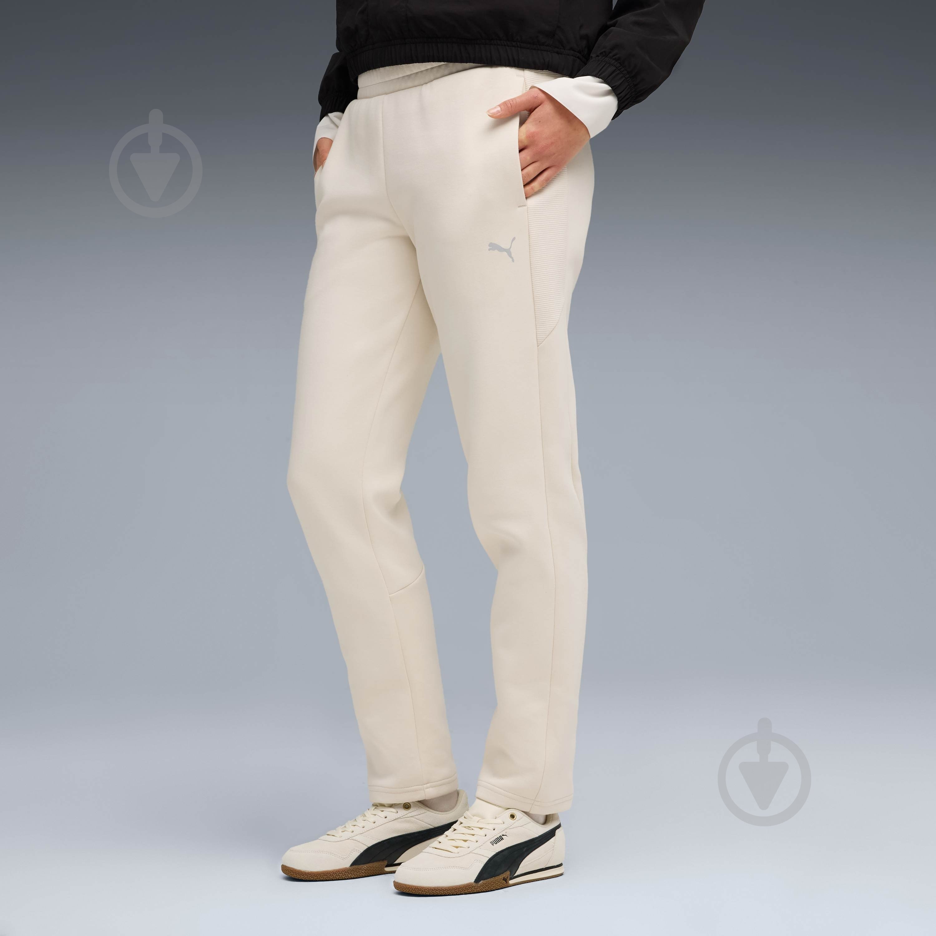 Брюки Puma EVOSTRIPE Sweatpants DK op 68814387 р. M бежевый - фото 1 Брюки Puma EVOSTRIPE Sweatpants DK op 68814387 р. M бежевый - фото 1