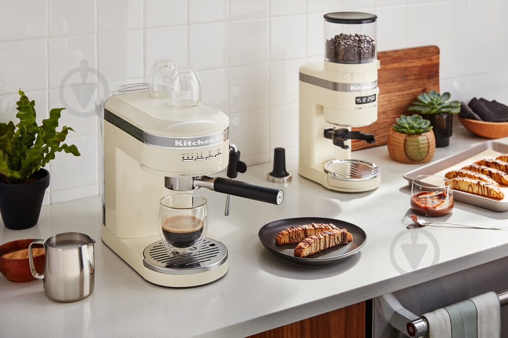 Кавомолка KitchenAid Artisan 5KCG8433EAC Кремовий - фото 11