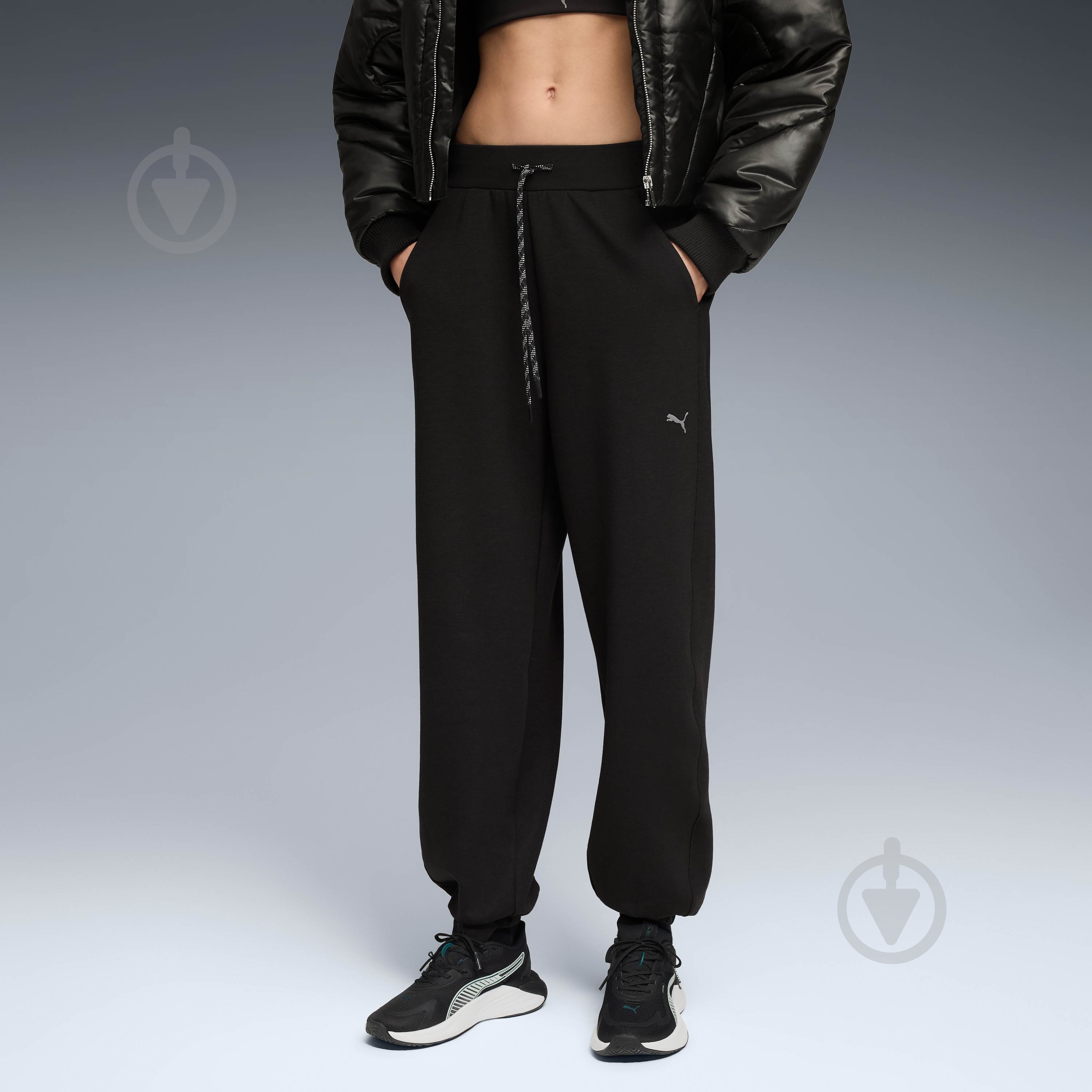 Штани Puma CLOUDSPUN JOGGER 52750301 р. M чорний - фото 1