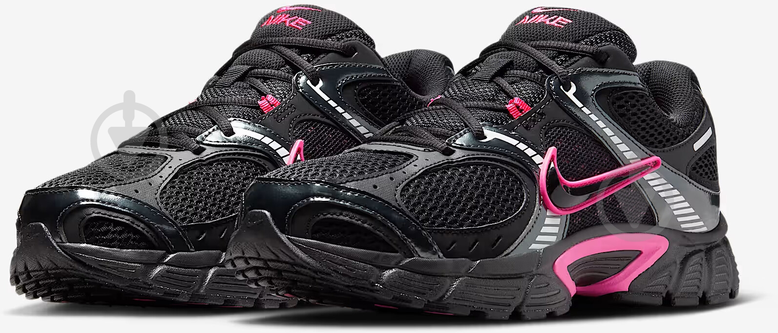 Кроссовки Nike NIKE V5 RNR HQ7901-002 р.36,5 - фото 3 Кроссовки Nike NIKE V5 RNR HQ7901-002 р.36,5 - фото 3