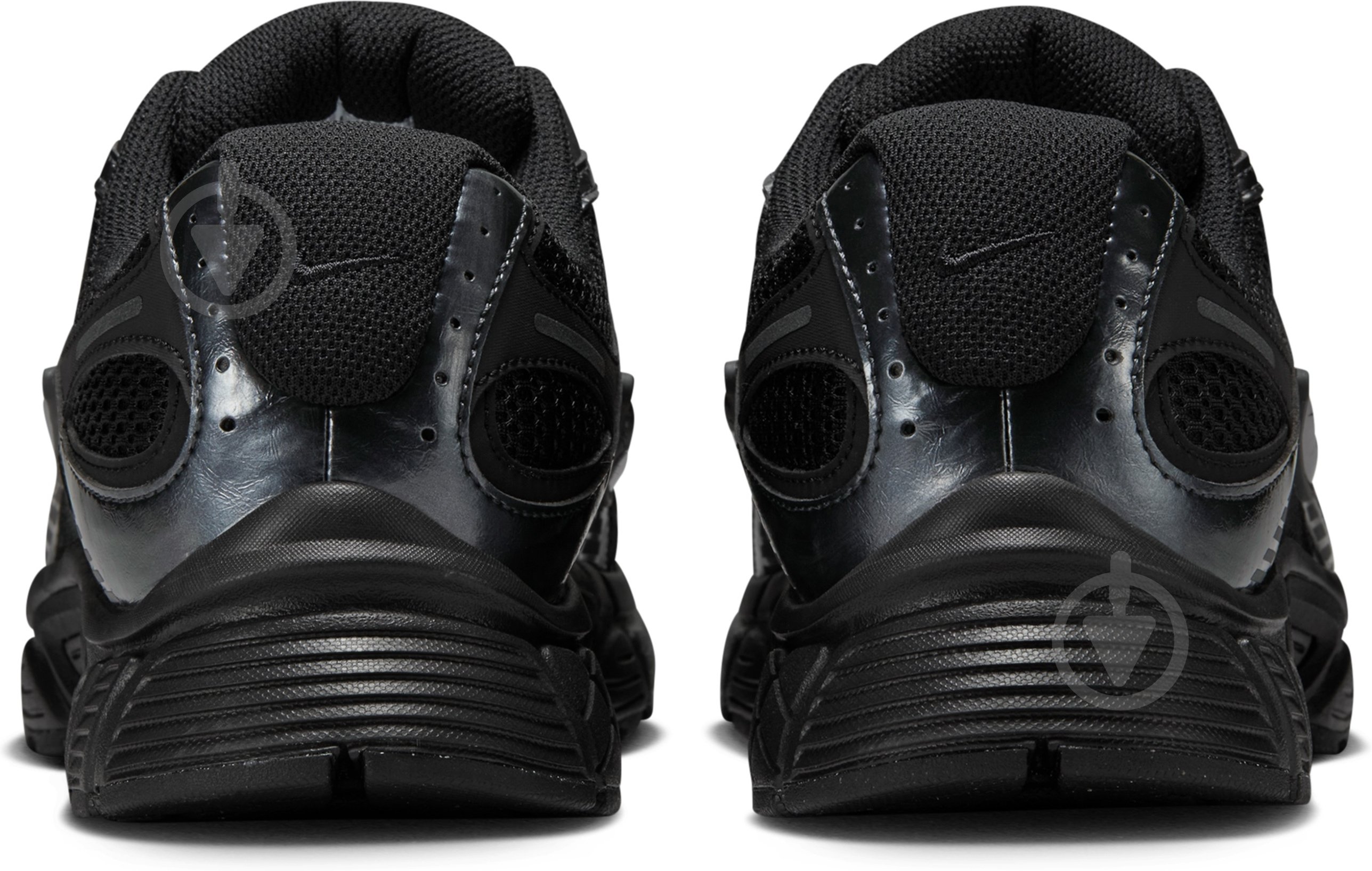 Кросівки Nike W NIKE V5 RNR HQ7901-001 р.38 - фото 4