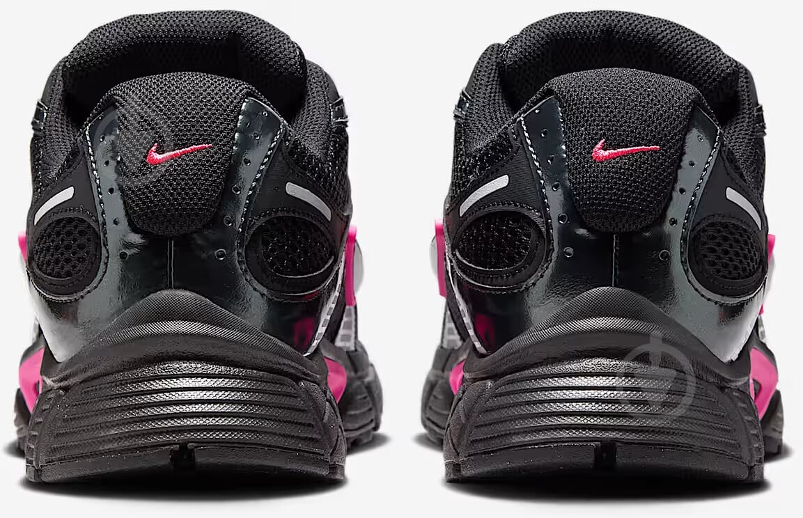 Кроссовки Nike NIKE V5 RNR HQ7901-002 р.40,5 - фото 4 Кроссовки Nike NIKE V5 RNR HQ7901-002 р.40,5 - фото 4