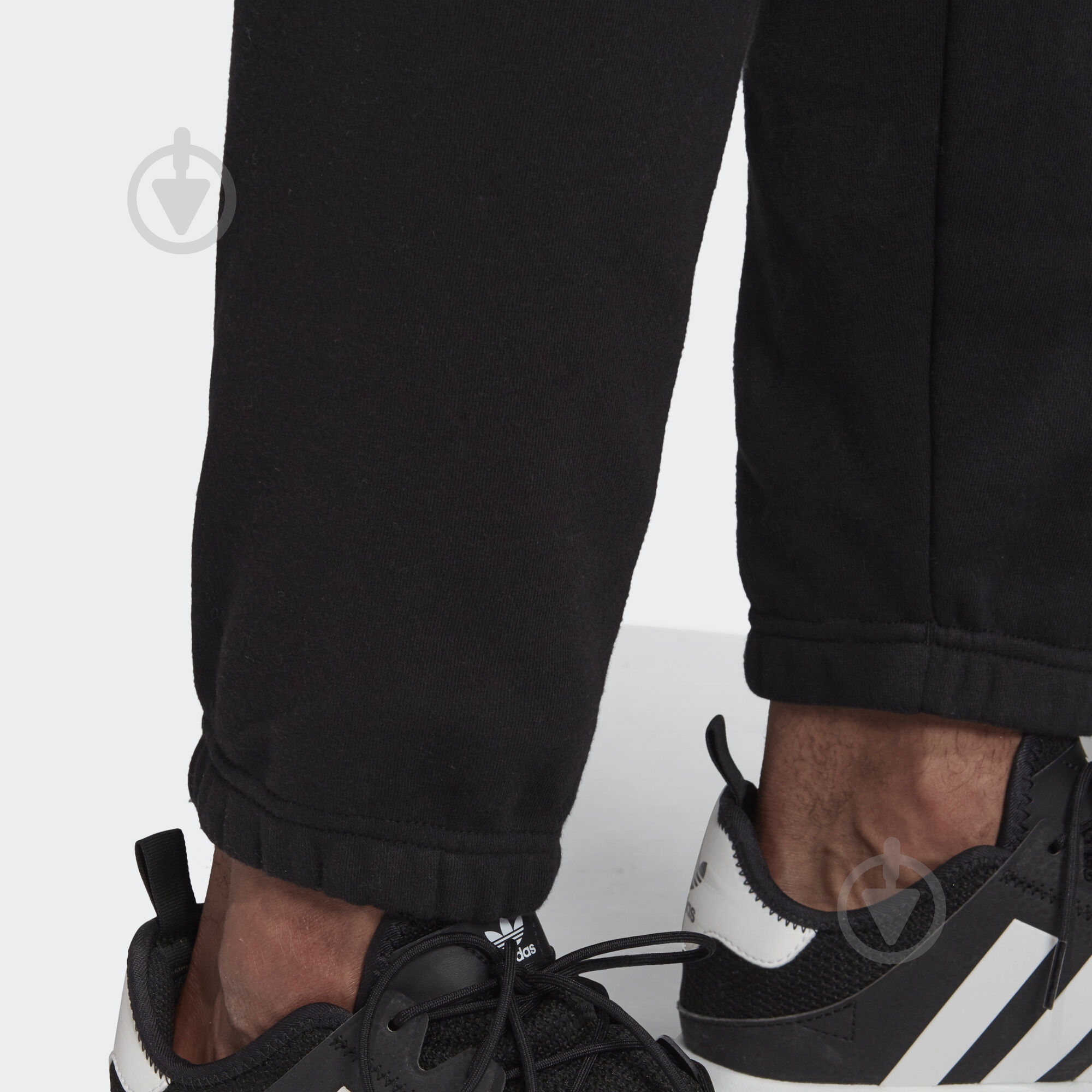 Брюки Adidas OUTLINE SP FLC ED4690 р. M черный - фото 7